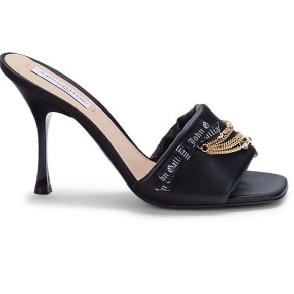 JOHN GALLIANO Brand New in Box super comfy
Chain-Trim Leather Sandals - Picture 4 of 14